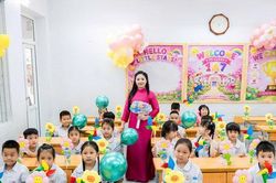 Tin tức đặc biệt trên ấn phẩm Hànôịmới ngày 4-8-2026