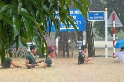 Bắc bộ vẫn mưa xối xả, bão số 3 di chuyển ngược sang Philippines