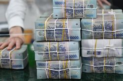 Ngân hàng giảm mạnh nhân sự, có nơi cắt gần 3.800 người sau 6 tháng