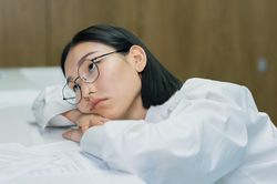 Nghịch lý Gen Z đi làm vẫn xin tiền