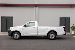 Bán tải Isuzu gây sốt ở nước bạn
