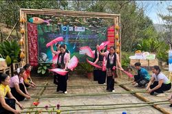 Rực rỡ 'Sắc màu Vân Hồ' đón chào du khách dịp nghỉ lễ 2.9