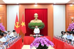 [Ảnh] Phi&ecirc;n họp thứ nhất Ban Chỉ đạo Trung ương về tổng kết thực tiễn v&agrave; nghi&ecirc;n cứu sửa đổi, bổ sung Điều lệ Đảng