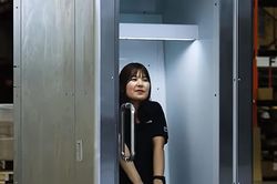 'Tủ lạnh người' xuất hiện ở Nhật Bản
