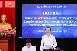 Quyết định tổ chức thi lại tất cả các môn tại điểm thi Trường THPT Chuyên Tuyên Quang
