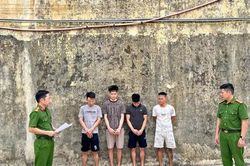 Khởi tố 4 đối tượng về tội mua bán, tổ chức sử dụng trái phép chất ma túy ở Hà Tĩnh