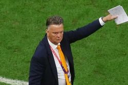 HLV Van Gaal sẽ lần thứ 4 dẫn dắt tuyển Hà Lan?