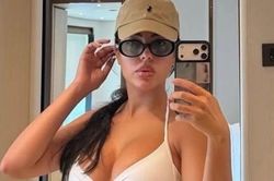 Vợ Ronaldo đáp trả