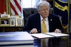 Rộ tin Tổng thống Mỹ Trump từ chối cung cấp tên lửa Patriot cho Ukraine