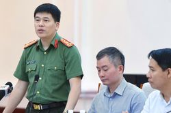 Thêm 2 người bị khởi tố trong vụ 147 điểm 10 tại trường chuyên Tuyên Quang