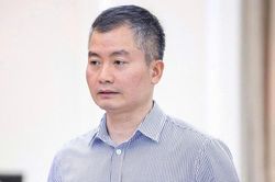Phụ huynh móc nối với giáo viên trong vụ 147 điểm 10 Toán ở trường chuyên Tuyên Quang