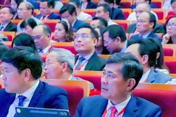 Nghệ An phối hợp với Tập đo&agrave;n SK (H&agrave;n Quốc) nghi&ecirc;n cứu triển khai Trung t&acirc;m Dữ liệu tr&iacute; tuệ nh&acirc;n tạo