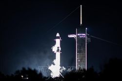 Tên lửa SpaceX chỉ còn vài giờ nữa sẽ đâm vào Mặt Trăng