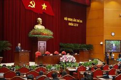 Giữ vững an ninh để đất nước phát triển vững vàng