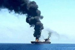 Houthi tuyên bố phóng tên lửa đạn đạo tấn công tàu chở dầu Saudi Arabia trên Biển Đỏ