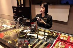 Gi&aacute; v&agrave;ng chiều 5/8: V&agrave;ng SJC tiếp tục đi l&ecirc;n