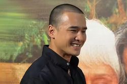 Xôn xao hình ảnh Lương Thế Thành cạo trọc đầu khi Thúy Diễm đang mang thai