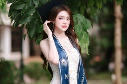 Những con phố đẹp nhất ở quê nhà Hoa hậu Phương Oanh khi mùa thu vừa gõ cửa