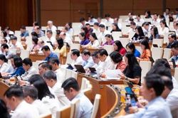 Đề nghị trả th&ugrave; lao tương xứng cho người được mời tham gia h&ograve;a giải