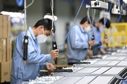 Việt Nam chuyển chiến lược thu h&uacute;t FDI: Từ cạnh tranh bằng ưu đ&atilde;i sang cạnh tranh bằng chất lượng thể chế, năng lực nền kinh tế