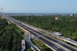Nghiên cứu phương án đầu tư cao tốc Hà Tiên - Rạch Giá - Bạc Liêu khi đủ điều kiện