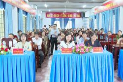 Nâng cao nhận thức về chính sách bảo hiểm xã hội, bảo hiểm y tế tại Đak Lua và Nam Cát Tiên