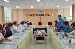Liên đoàn Lao động tỉnh Đồng Tháp giám sát một số đơn vị