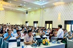 Gần 500 đại biểu tham dự tập huấn triển khai Hệ thống phần mềm quản lý nhà trường