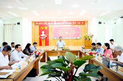 Phó Chủ tịch UBND tỉnh Trần Hòa Nam làm việc với 2 xã về 3 nhiệm vụ trọng tâm