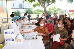 Đưa bệnh viện đến gần hơn với người dân