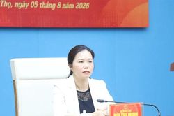 Củng cố nền tảng ch&iacute;nh trị, n&acirc;ng tầm hiệu quả đối ngoại Đảng v&agrave; đối ngoại Nh&acirc;n d&acirc;n