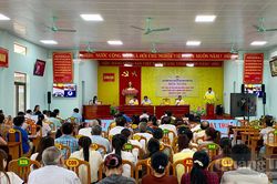 Đại biểu HĐND tỉnh tiếp xúc cử tri sau kỳ họp thứ 4