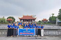 Giáo dục truyền thống qua những di tích cách mạng