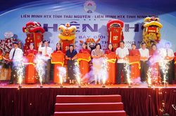 Khai mạc Phiên chợ nông sản OCOP và ẩm thực vùng miền