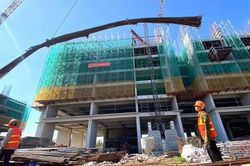 Bớt thủ tục, hướng đến người dân, doanh nghiệp