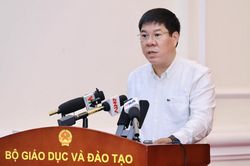 Vì sao Bộ Giáo dục và Đào tạo cho thí sinh Tuyên Quang thi lại?