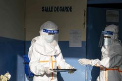 Moderna thử nghiệm vaccine Ebola Bundibugyo trên người