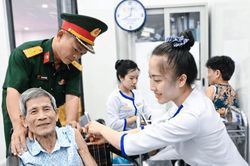 TP. Hồ Chí Minh: Người dân được khám sức khỏe định kỳ không phụ thuộc địa giới hành chính