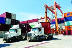 Chủ động vượt rào cản, bứt tốc xuất khẩu