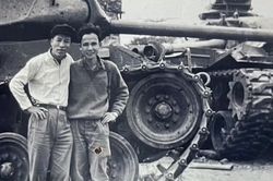 Bản lĩnh người Anh h&ugrave;ng trong v&ugrave;ng địch
