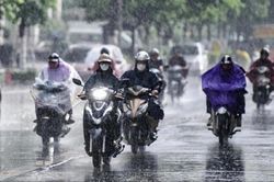 Dự báo mưa kéo dài hết đêm 6/8