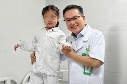 Mở ra tương lai mới cho trẻ mắc dị tật thiểu sản ngón cái bẩm sinh
