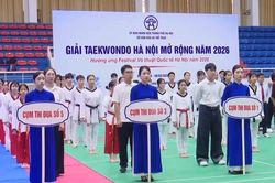 Khởi tranh giải Taekwondo H&agrave; Nội mở rộng