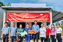 Phước Long b&agrave;n giao 4 căn nh&agrave; cho hộ kh&oacute; khăn về nh&agrave; ở