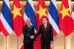 Chủ tịch Quốc hội Trần Thanh Mẫn hội đàm với Chủ tịch Quốc hội kiêm Chủ tịch Hạ viện Thái Lan