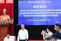 Vì sao vụ việc ở Quảng Trị hủy kết quả còn Tuyên Quang thi lại tốt nghiệp THPT?