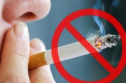Tư vấn cai nghiện thuốc lá: 'Chìa khóa' giúp hàng trăm nghìn người từ bỏ khói thuốc