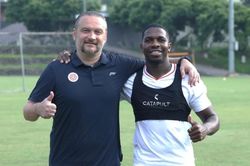 Thể Công Viettel chiêu mộ Vua phá lưới V-League