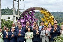 Đ&agrave; Nẵng: Kh&aacute;nh th&agrave;nh c&ocirc;ng tr&igrave;nh biểu trưng hữu nghị hợp t&aacute;c Việt Nam &ndash; H&agrave;n Quốc