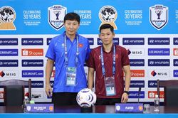 HLV Kim Sang-sik: Tuyển Việt Nam quyết thắng Campuchia